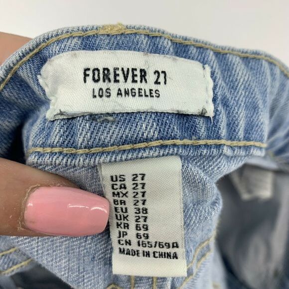 High Rise Button Front Denim Shorts Size 27 - Picture 4 of 5